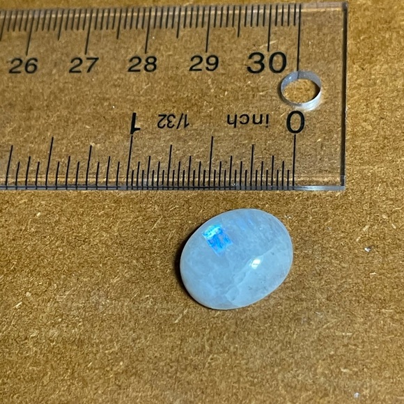 Two Rainbow Moonstone Cabochons - Picture 9 of 13